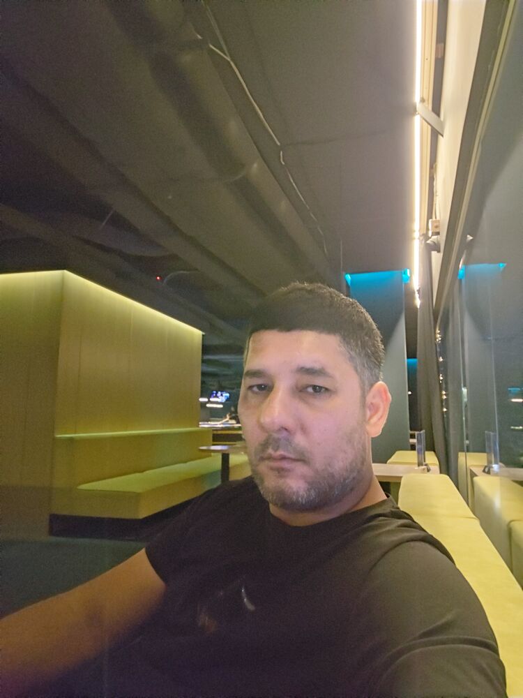  54572753  Real man, 39 ,    