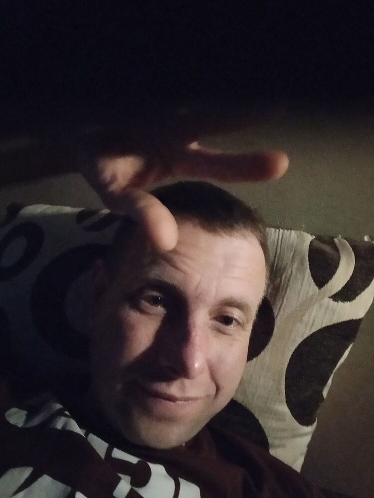  ,   Maciej, 47 ,   ,   , c 