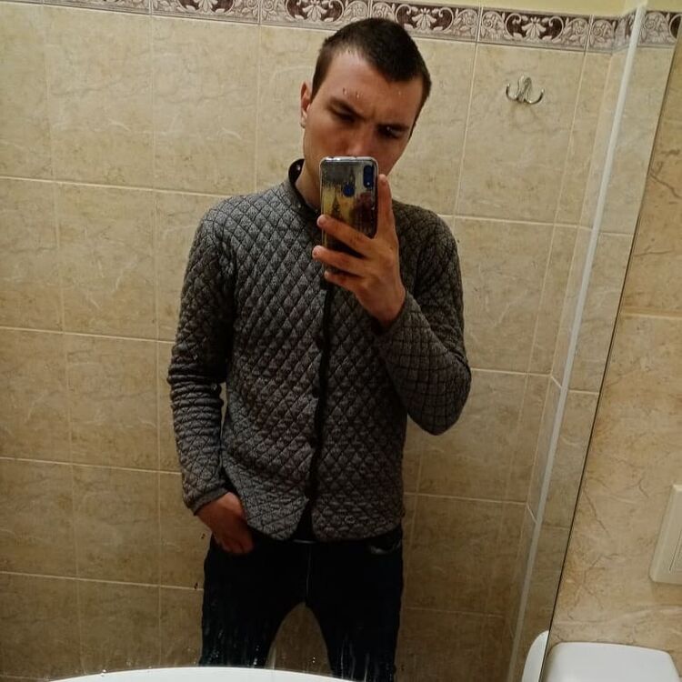  39927673  Kirill, 25 ,    --