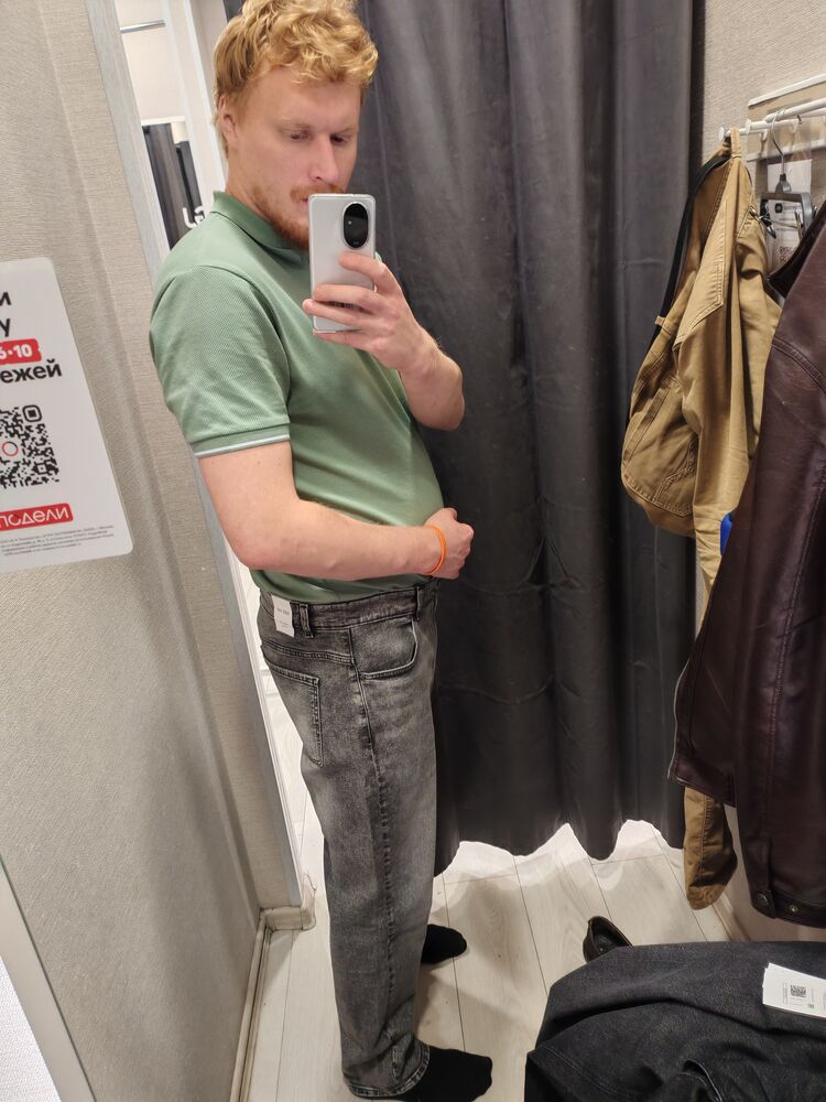  53779933  Georg, 26 ,    