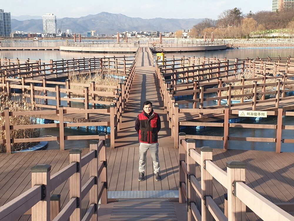  54627723  Bobur, 29 ,    