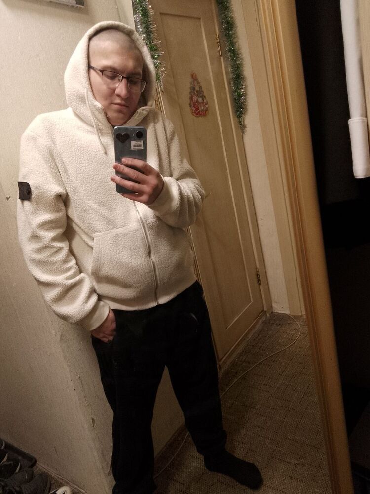  51985063  , 21 ,    