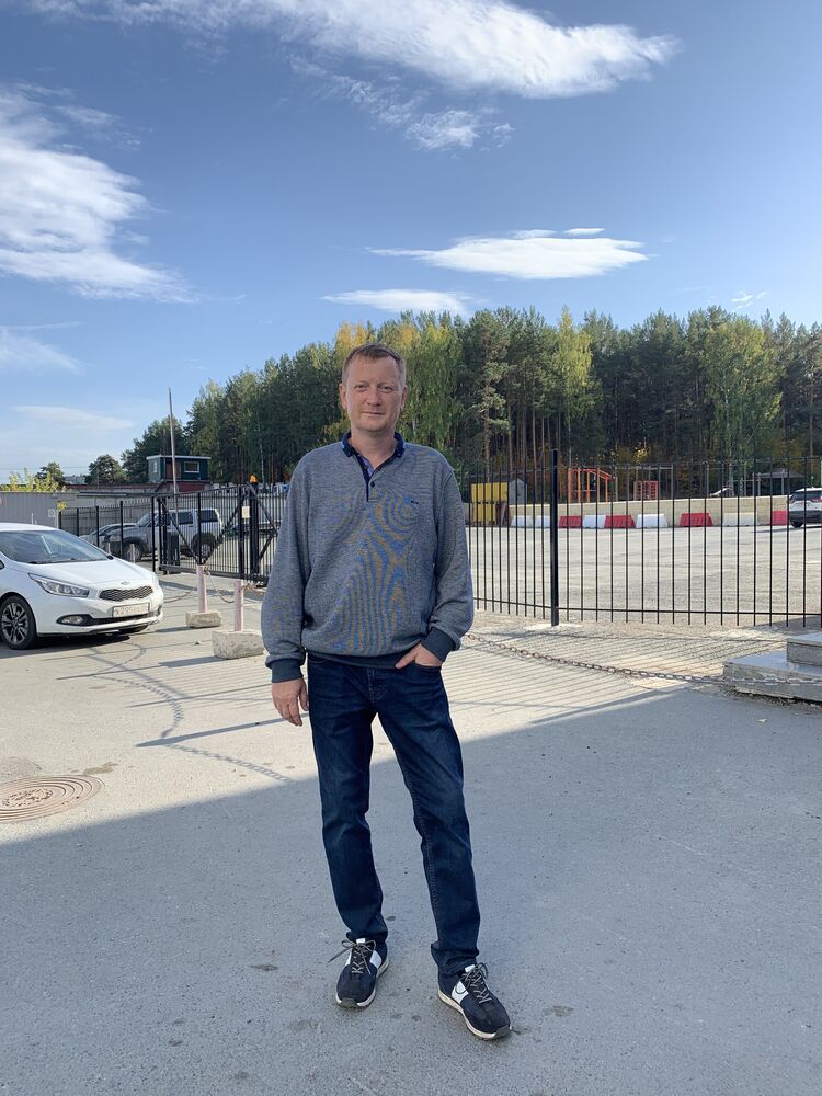  ,   Vitaliy, 49 ,   ,   , c 