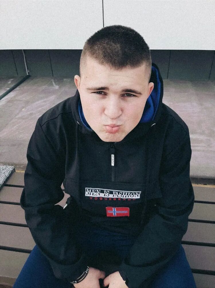  ,   Vladimir, 26 ,   ,   