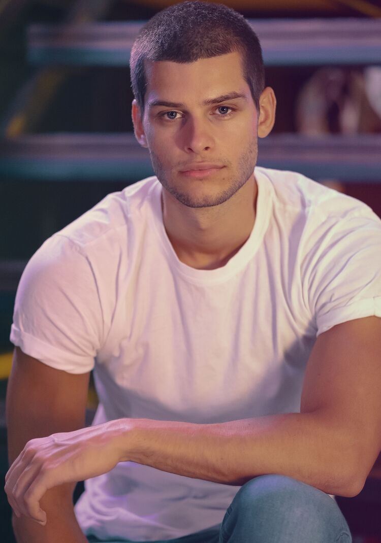 ���� 56169003 ������� Mher, 42 ����, ���� ���������� � �����������