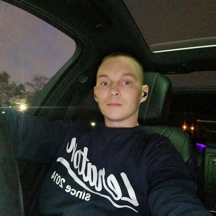  33803053  , 37 ,    