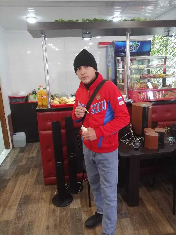  17625253  Arsen, 44 ,    