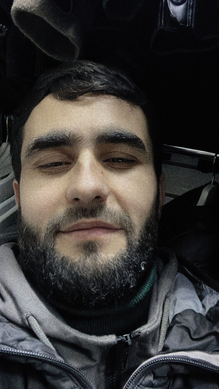  ,   Ansor, 33 ,   ,   