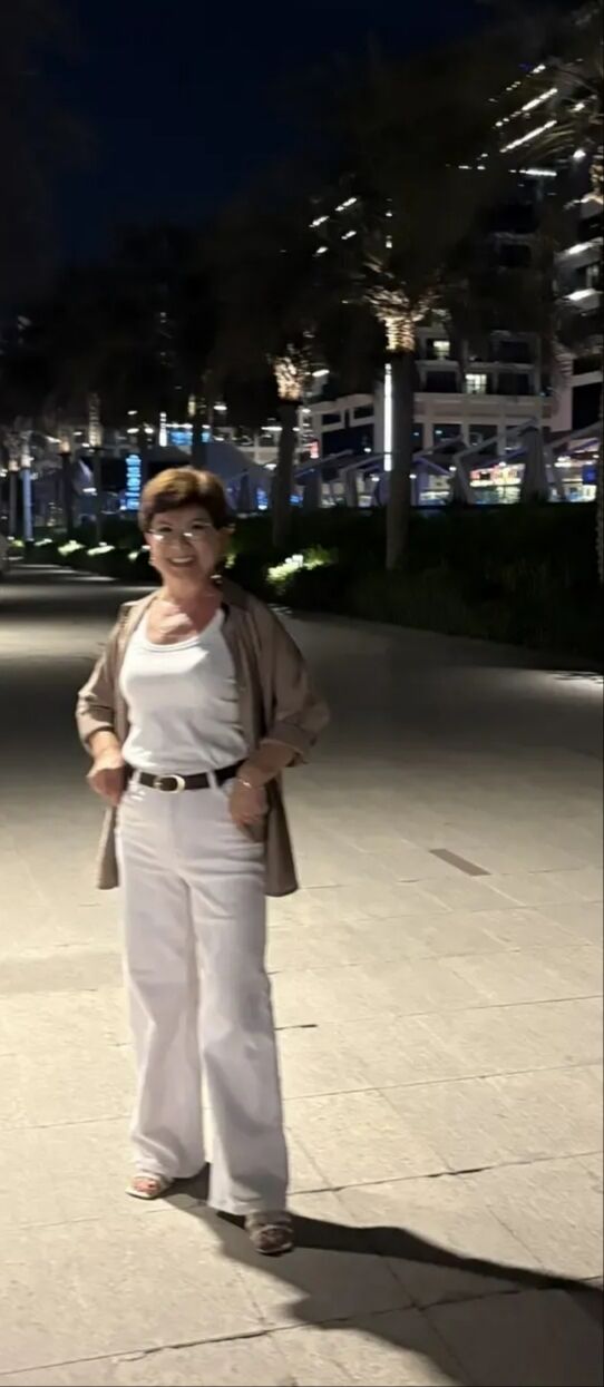  53849763  Natalya, 60 ,    