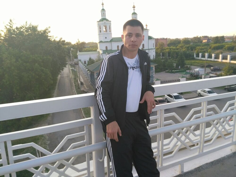  46404923  SEVERYANIN, 37 ,    
