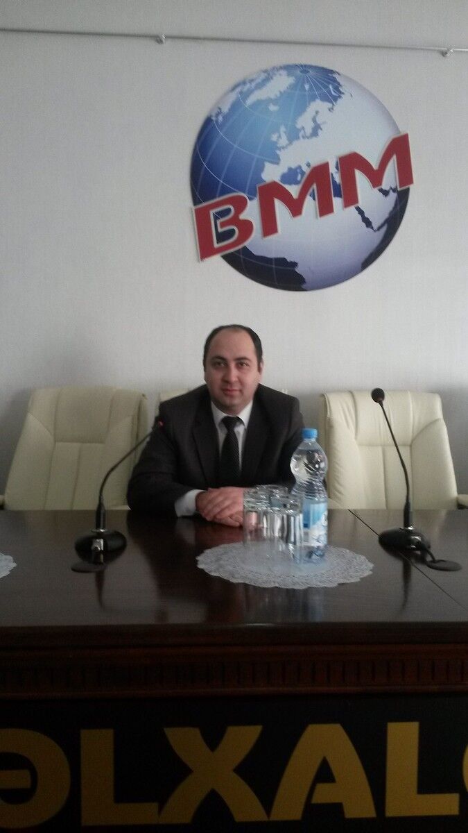  ,   Rasim, 46 ,  