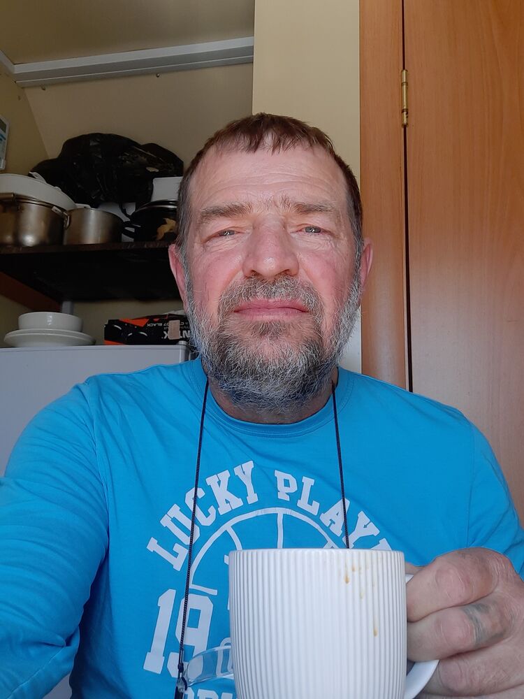  43822453  Sergei, 55 ,    