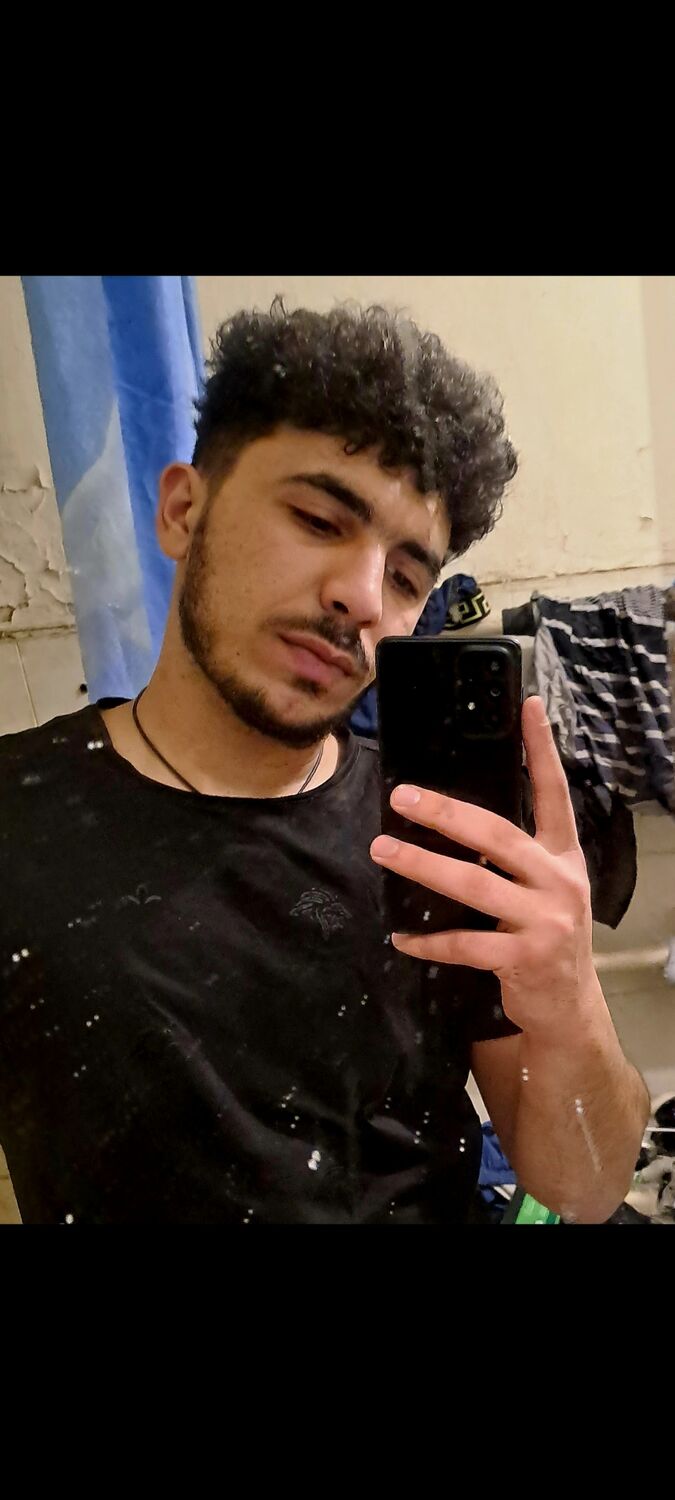  34407643  , 22 ,    