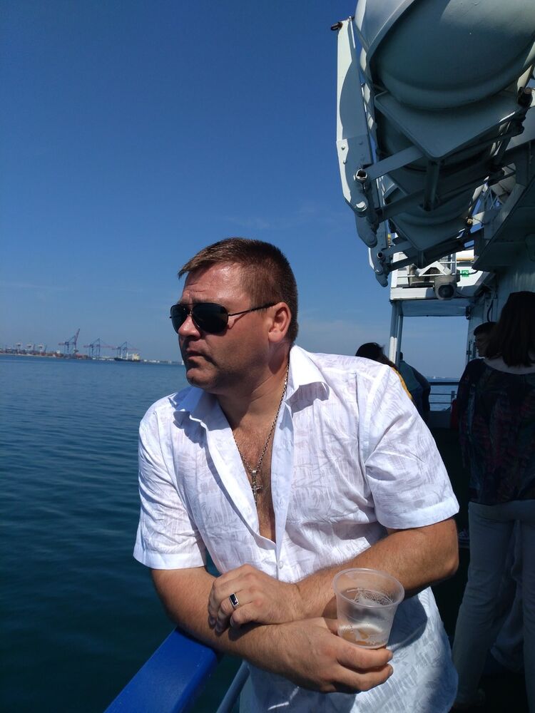 ���� 18985233 ������� �����, 53 ����, ���� ���������� � ������