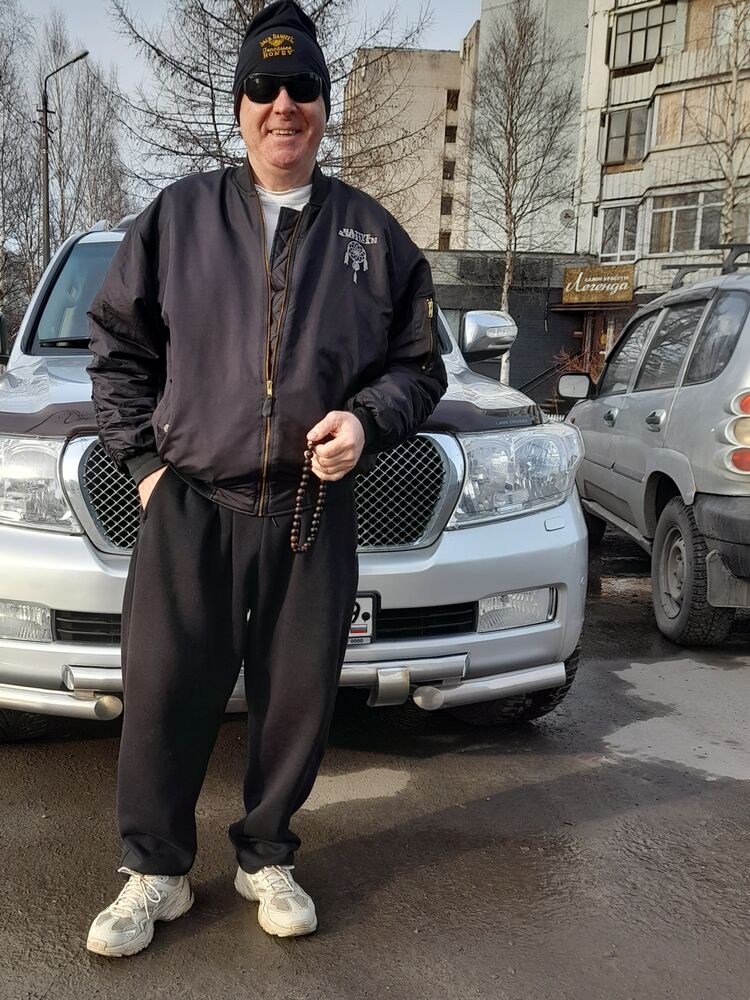  ,   Vyacheslav, 49 ,   ,   , c 
