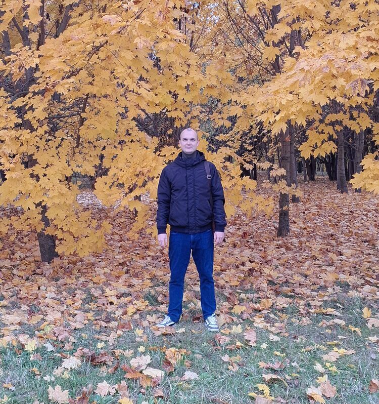  53055463  Vladimir, 37 ,    