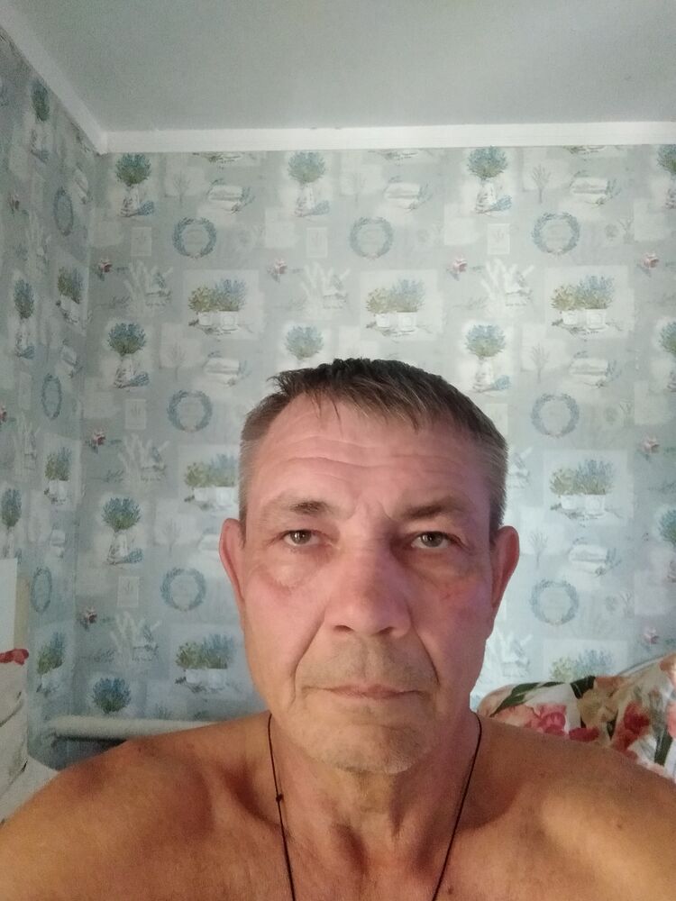  43942273  , 54 ,    