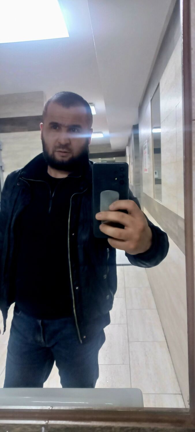  49606063  , 35 ,    