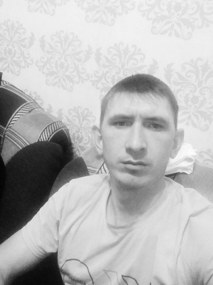  ,   Dmitry, 33 ,   ,   