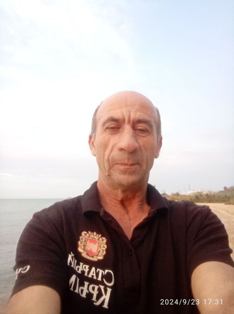  48325093  , 55 ,    