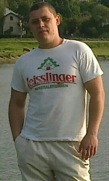  28316473  Andrij, 38 ,    