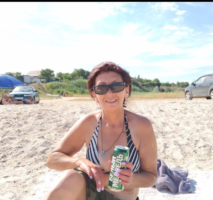  ,   Nina, 56 ,   c 