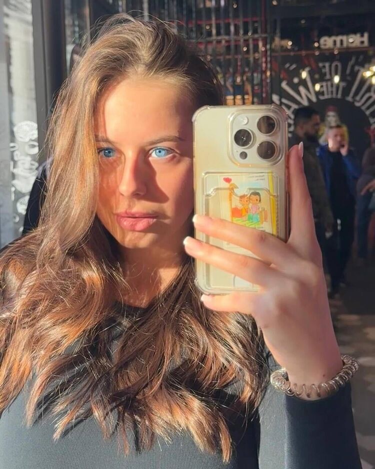  45589823  , 22 ,    