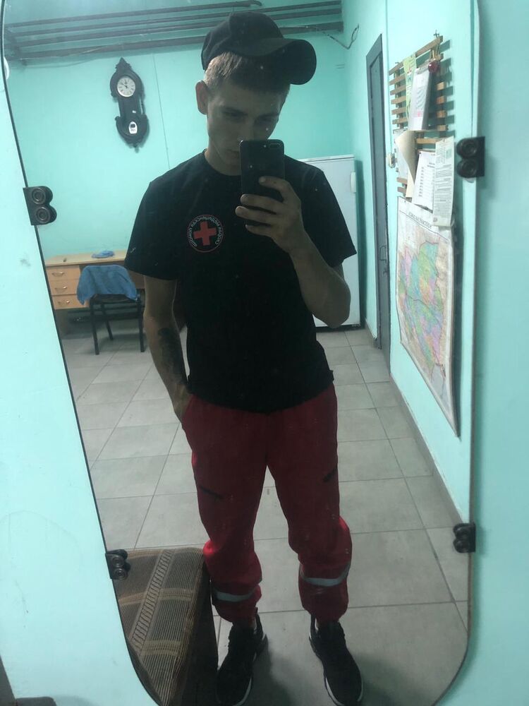  44803043  , 24 ,    