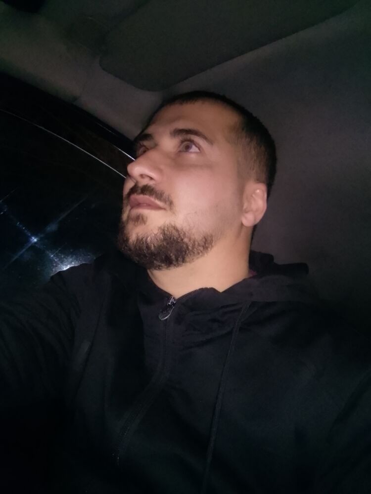  48759703  Roma, 33 ,    