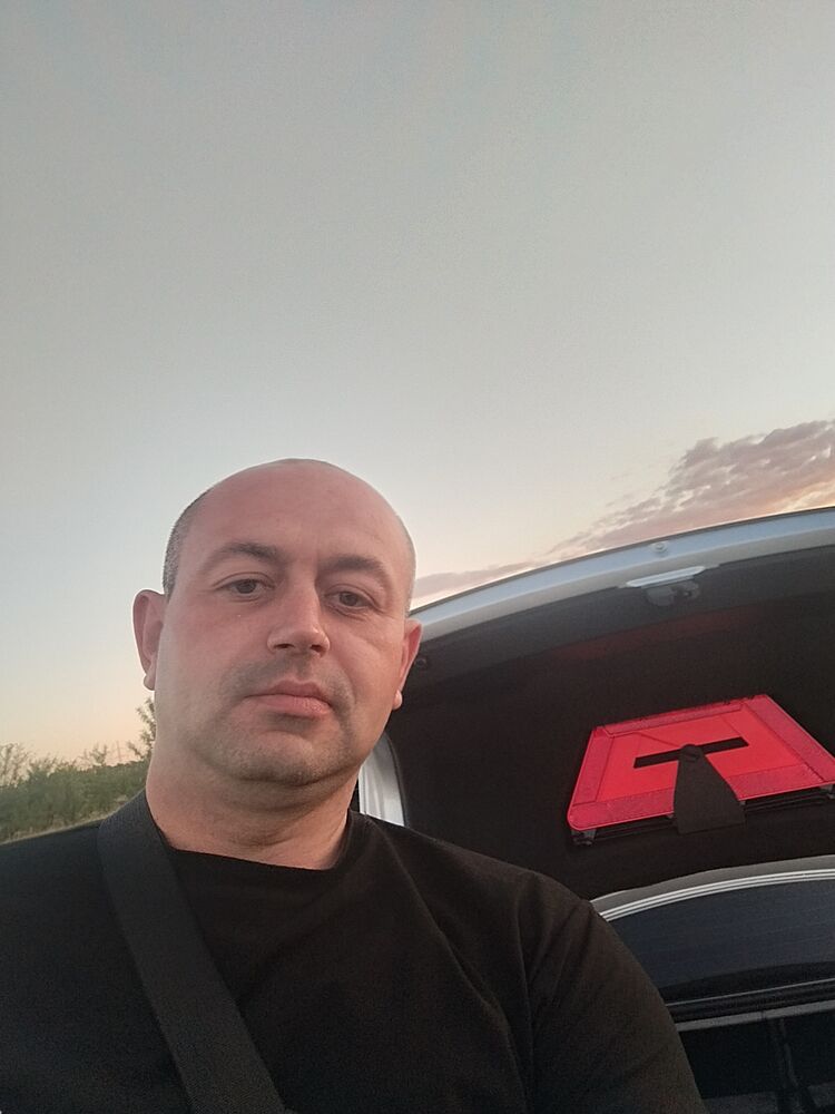 46907203  , 36 ,    