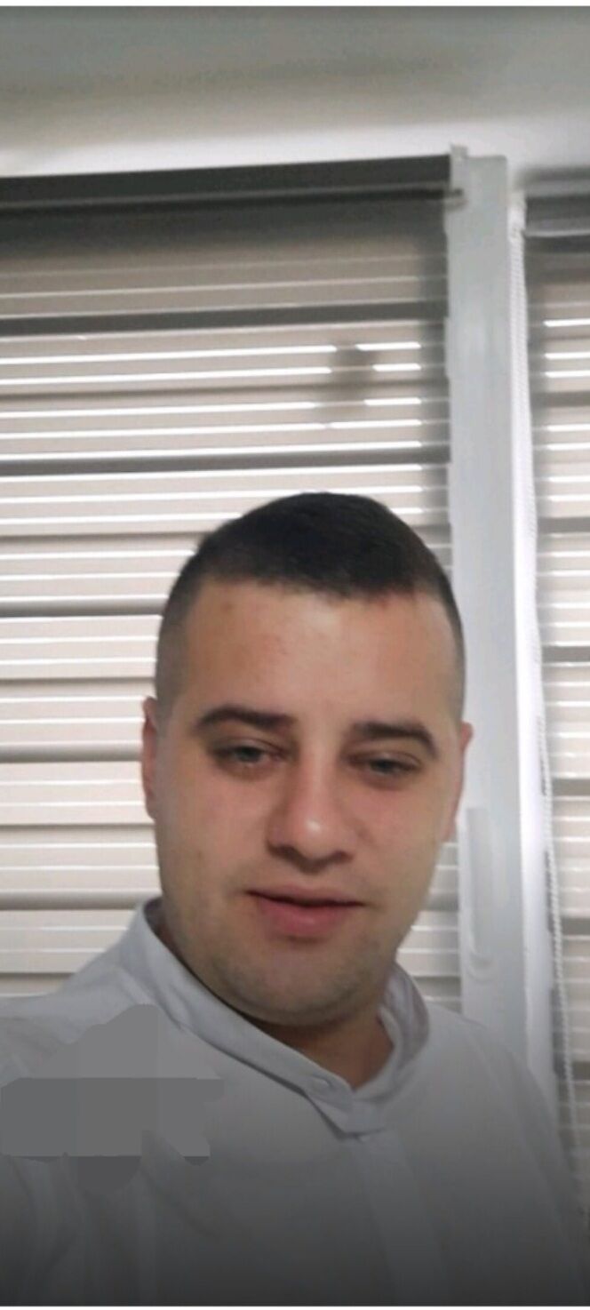  Praszka,   , 32 ,   ,   