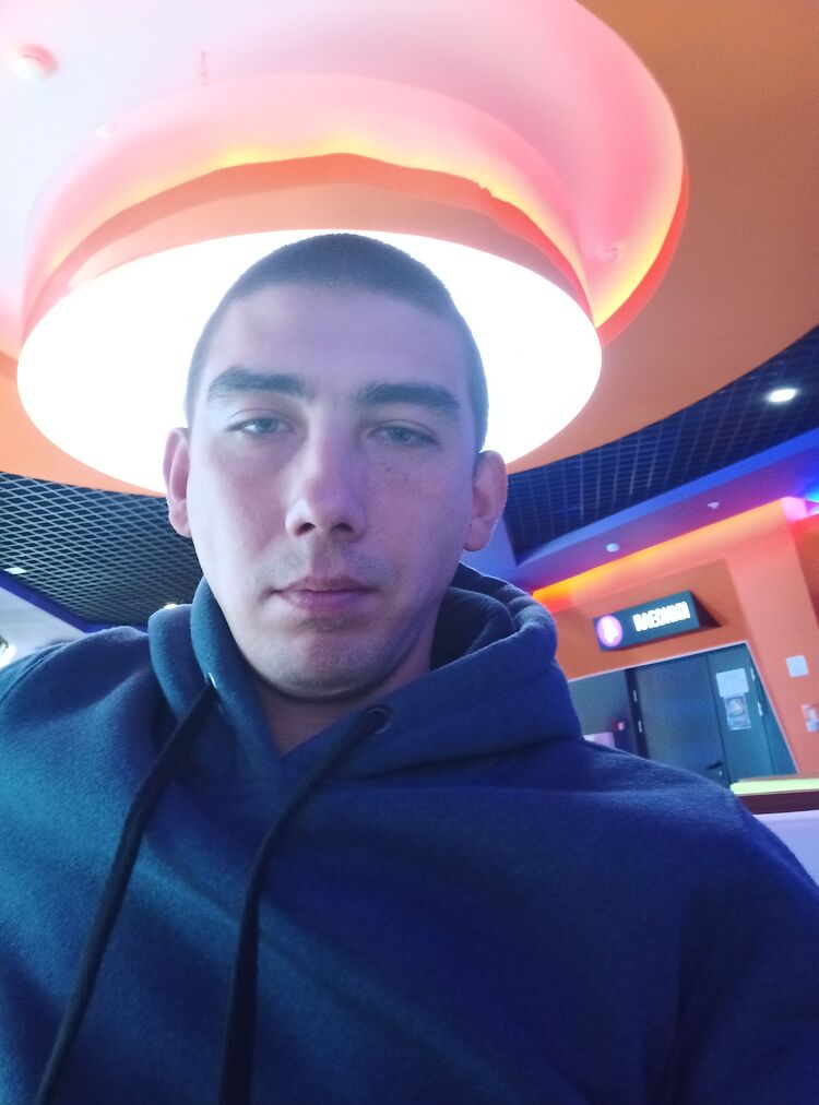  26956343  , 28 ,    