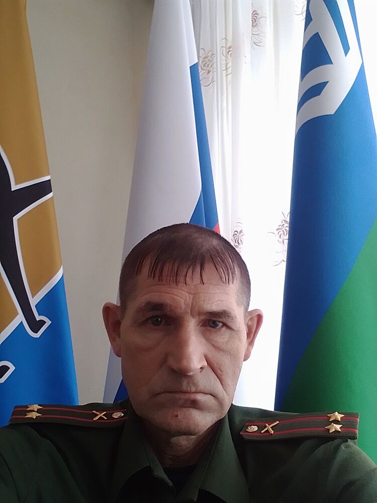 35928253  , 56 ,    