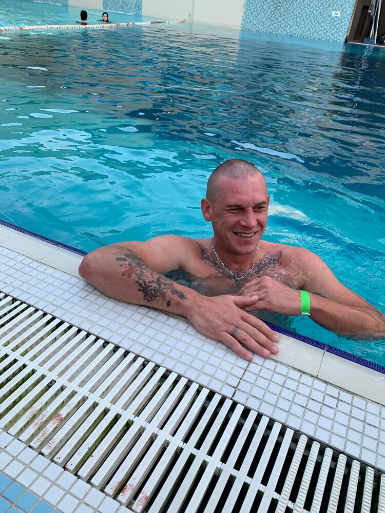  --,   Icedob, 33 ,   ,   