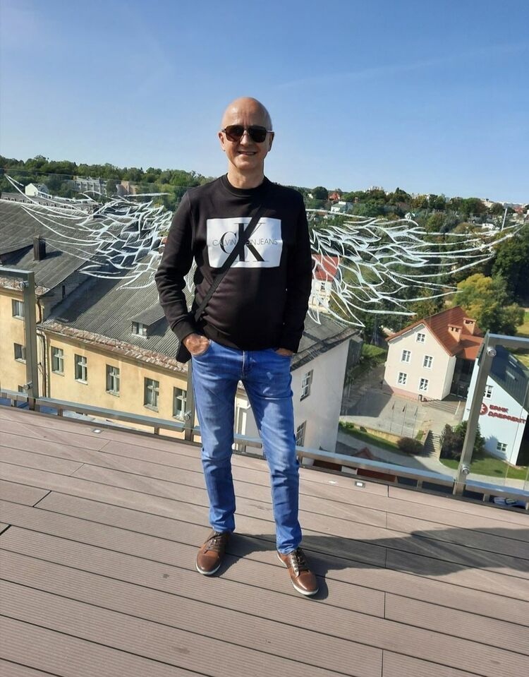  53313803  Rajmund, 45 ,    