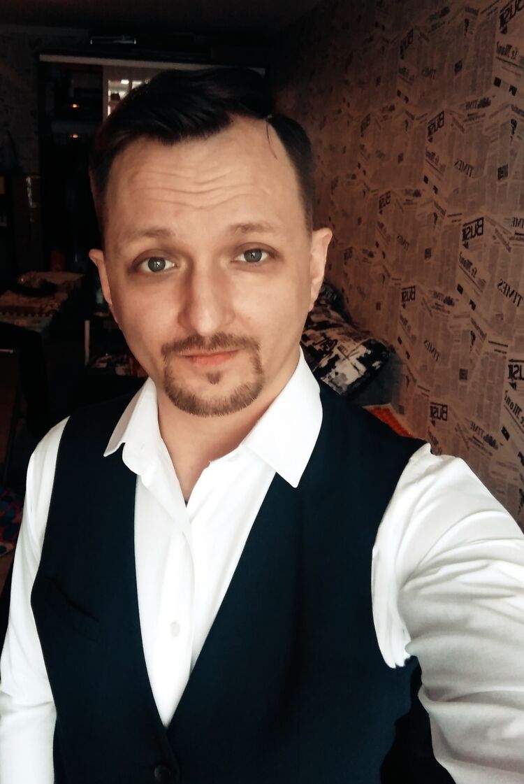  38219863  , 37 ,    -