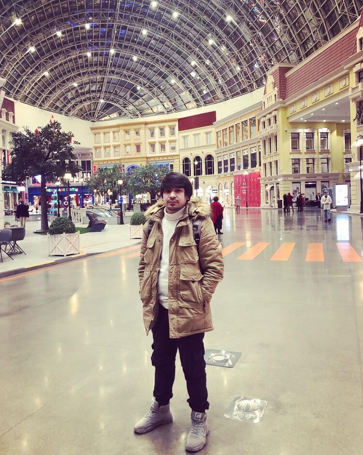  ,   Emin, 29 ,   ,   , c , 