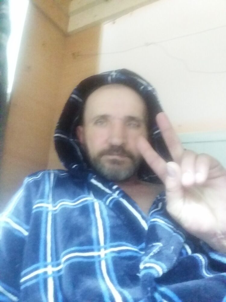  ,   Dmitrii, 52 ,     , c 