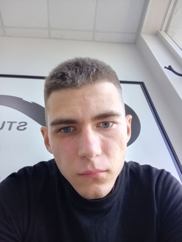  44408133  , 21 ,    