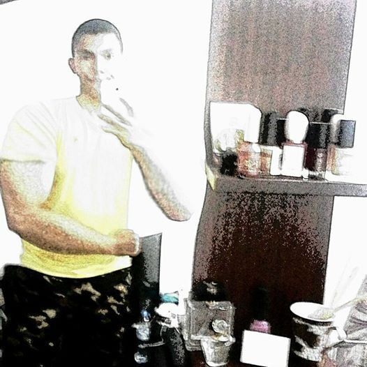  9404493  Aleksandr, 30 ,    