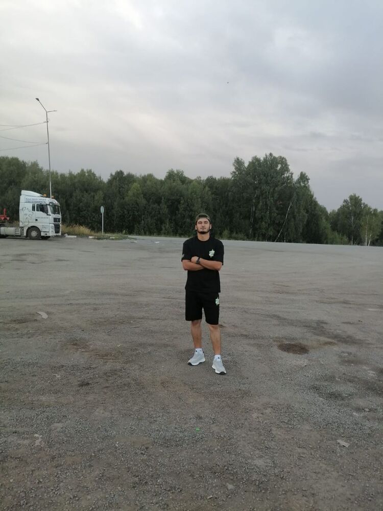  52972943  , 23 ,    
