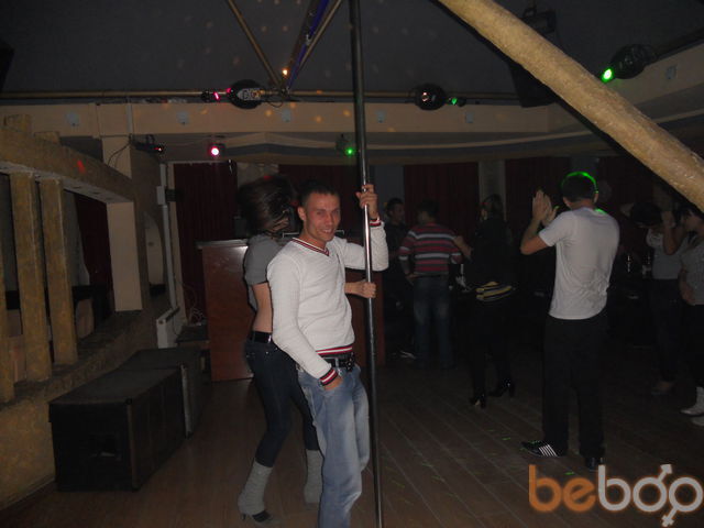  ,   Alex, 37 ,  