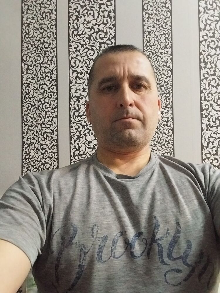  40213313  , 48 ,    