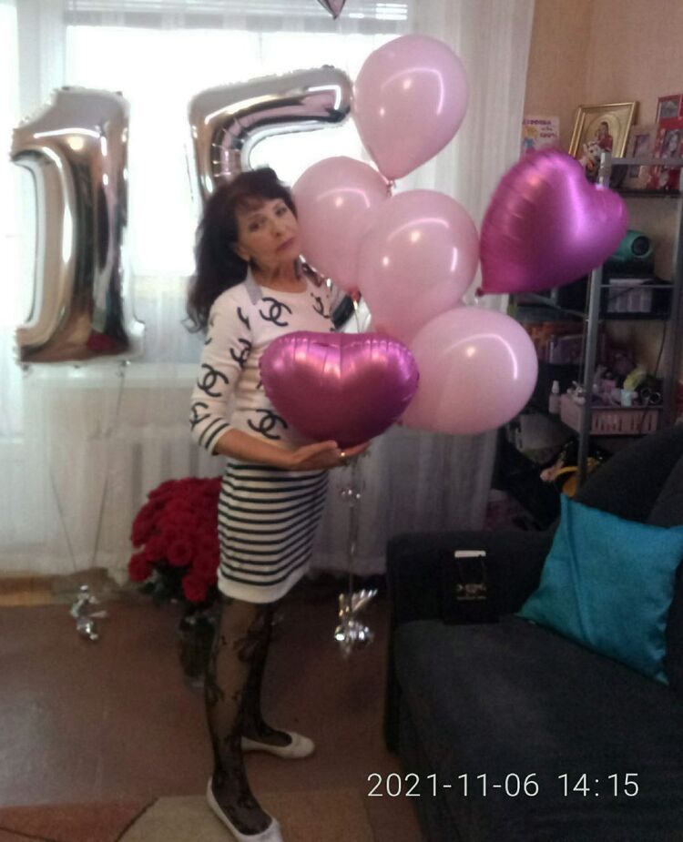  ,   Lusi, 70 ,   ,   