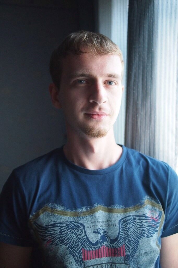  10733143  Dima, 43 ,    