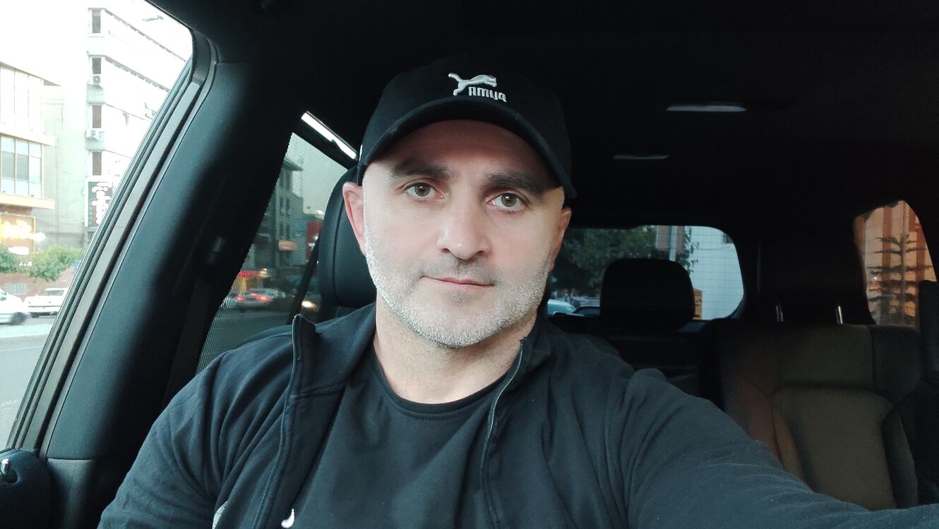  ,   Koba, 40 ,   ,   