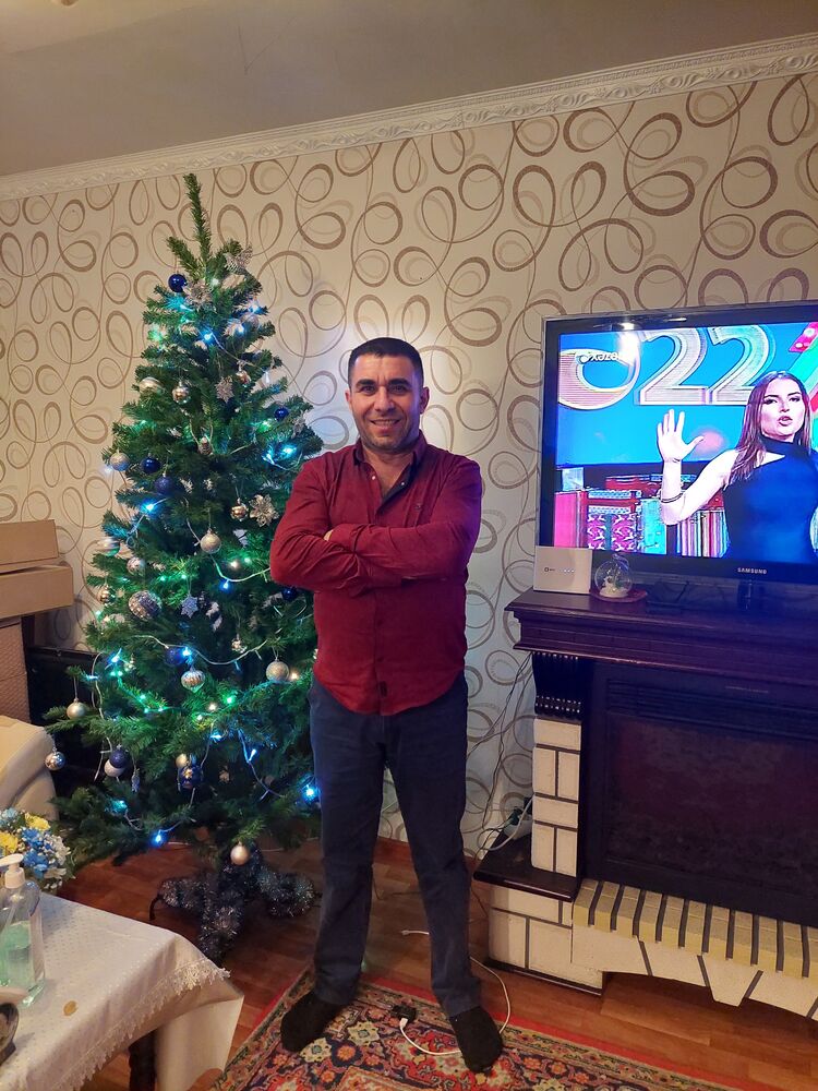  28365403  Yashar, 46 ,    