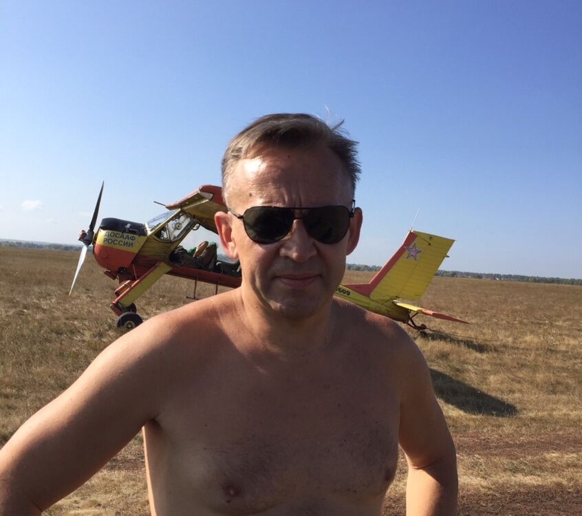  ,   Vadim, 48 ,   ,   