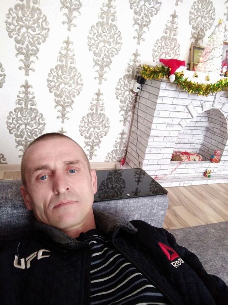  14993273  Aleks, 49 ,    