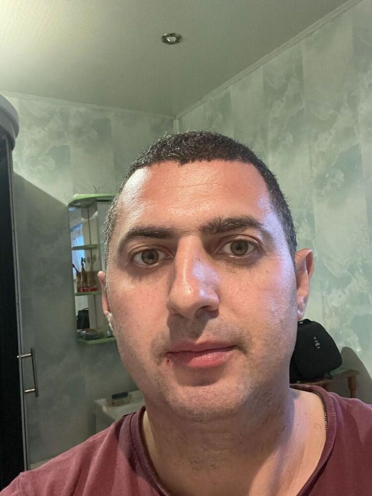  45723243  , 40 ,    